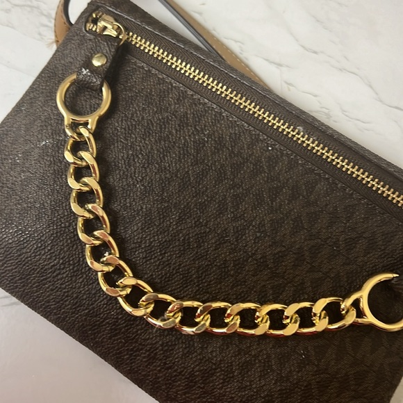 Micheal Kors Fannie pack/belt - Picture 3 of 3
